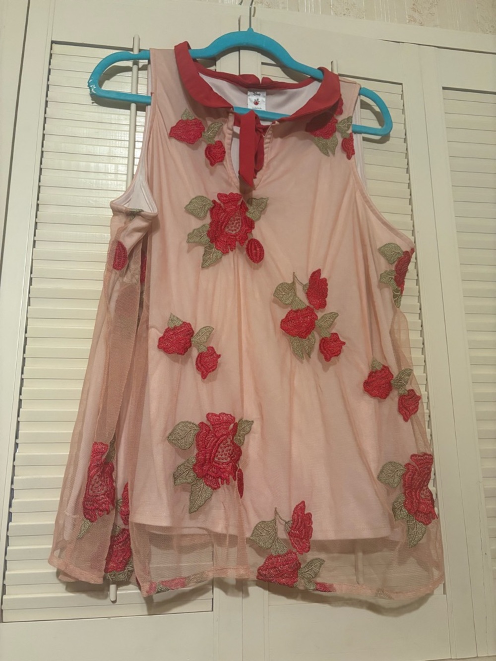 Disney Lauren Conrad Sheer rose top! Size XL!
